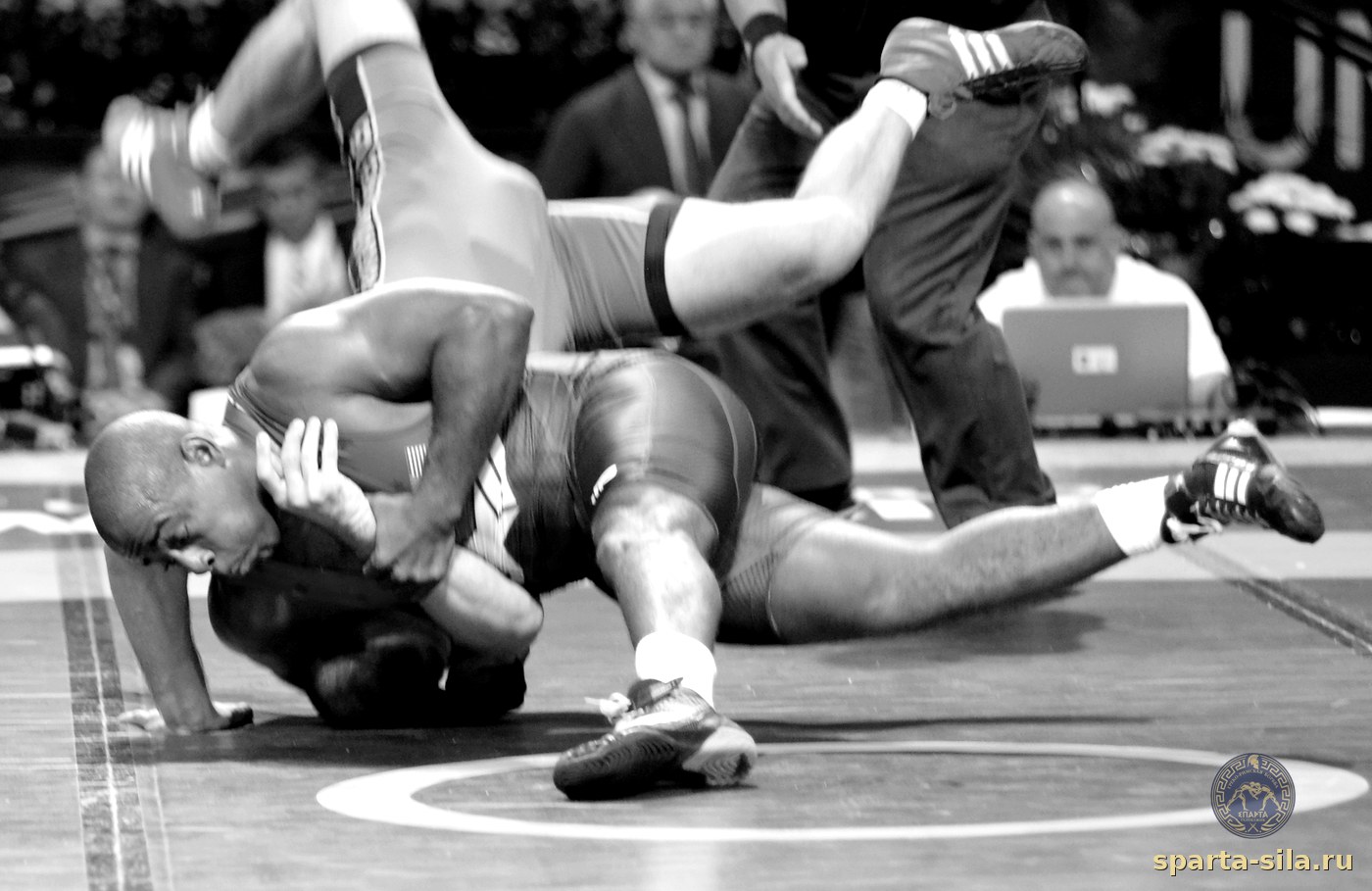 Джастин Лестер накатывает Балинта Корпаши — чемпионат мира 2015